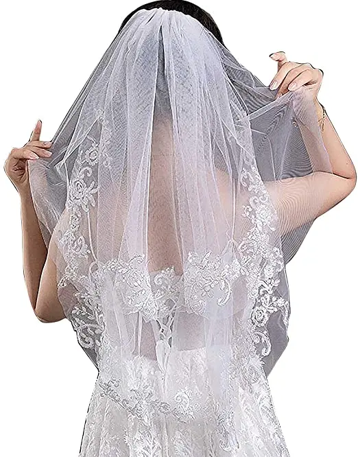 

2 Tier Short Wedding Veil Ivory Fingertip Length Bridal Veil Lace Edge Tulle Women’s Veil for Bride with Metal Comb Wedding Hair