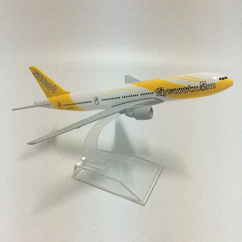 JASON TUTU 16cm Singapore Scoot flyscoot Boeing b777 B747 Airbus A380 Airplane Model Aircraft Model Diecast Metal planes 1:400