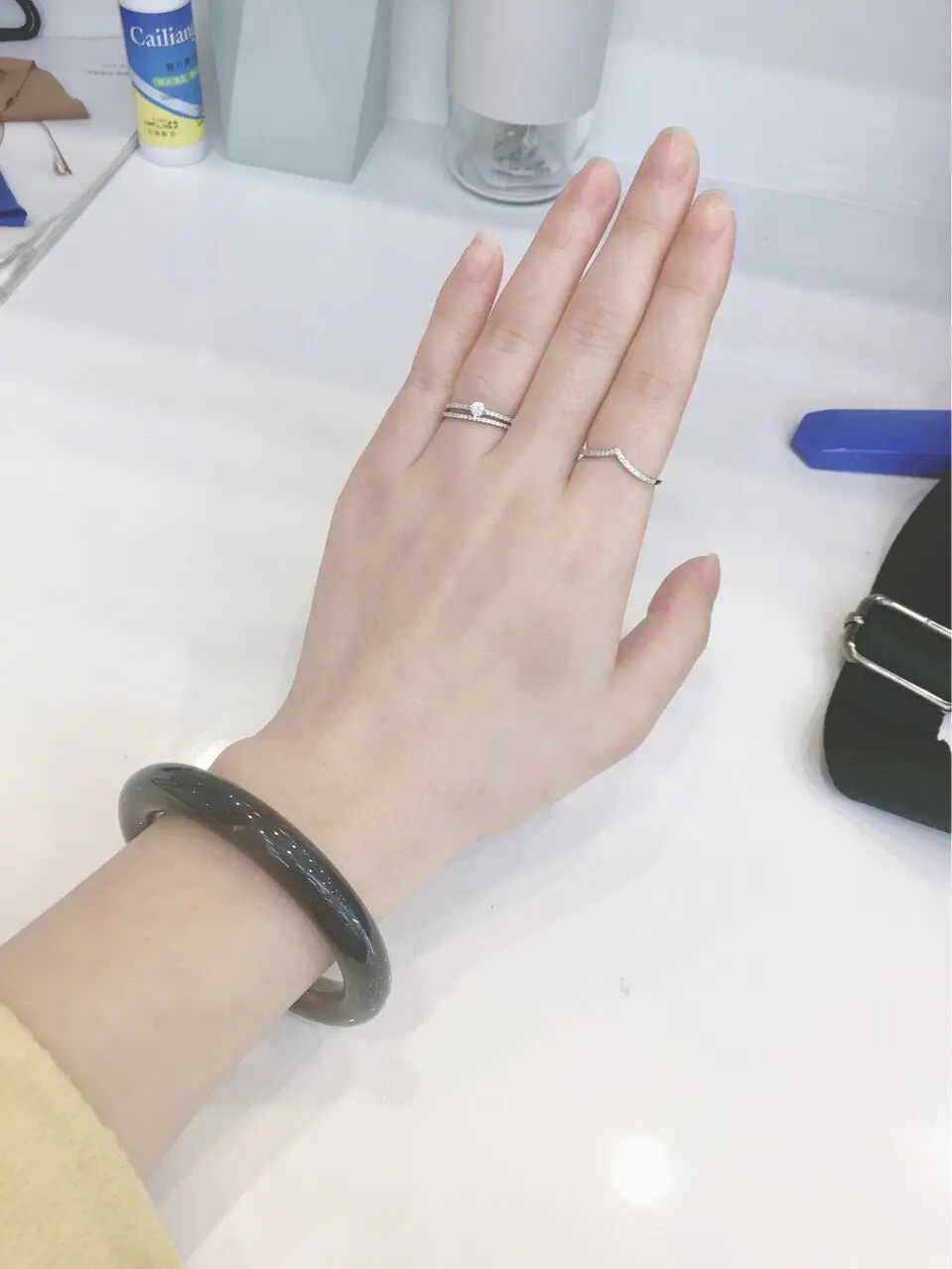 thumb
