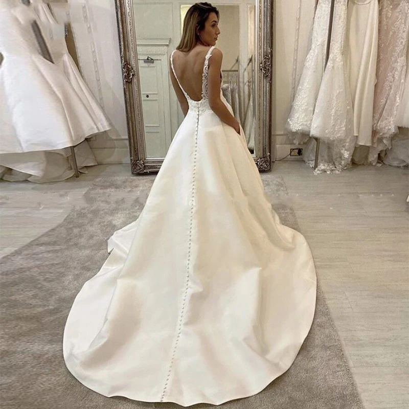 Customized Princess Wedding Dress A-Line Deep V Neck Lace Appliques Bride Dresses Satin Fabric Boho Cheap Dubai Wedding Gowns