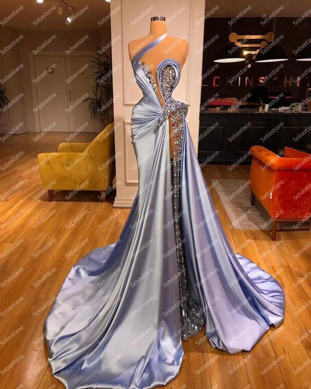 Robe de bal Sexy en Satin pour femmes, tenue de soirée à paillettes, avec fente latérale et perles, sur mesure, 2021