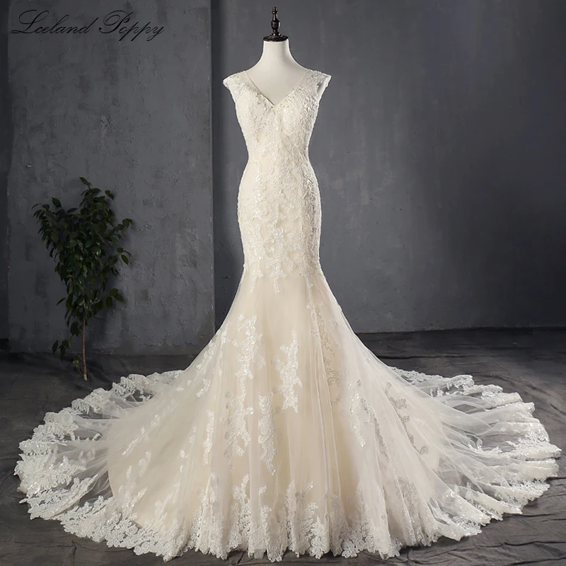 Lceland Poppy Customized Mermaid Wedding Dresses V-neck Cap Sleeves Lace Appliques Beaded Bridal Gowns with Court Train