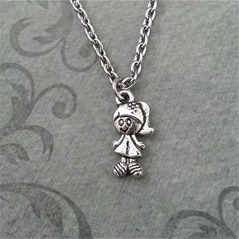 Cute Girl Necklace, Little Girl Pendant Necklace, Daughter Necklace Gift for Mom Mother Gift Child Necklace Mom Necklace