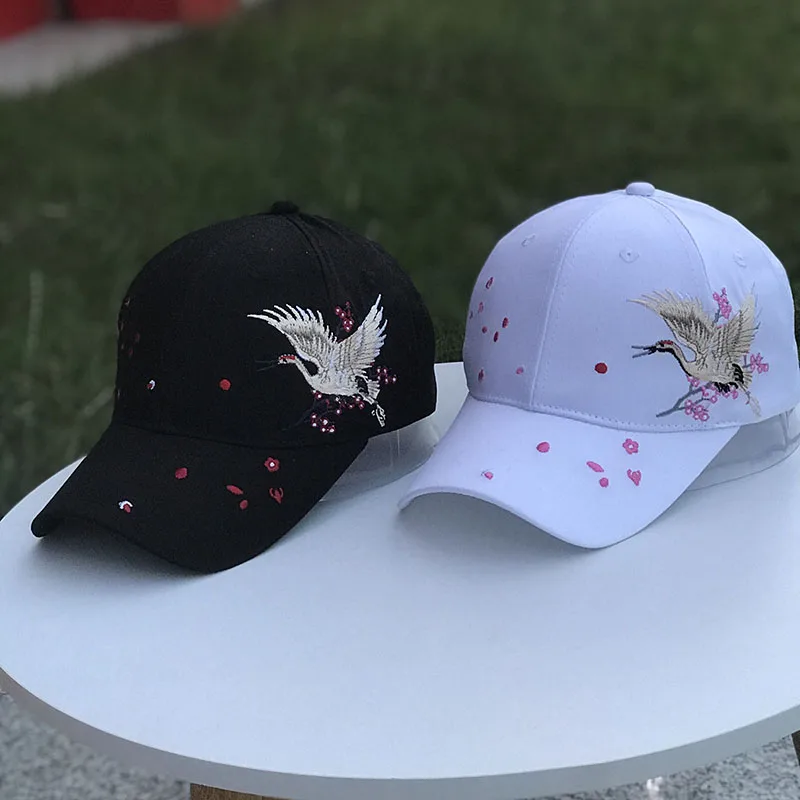 2021 New Ladies Caps Chinese Style Embroidery Curved Brim Spring and Summer Sun Hats Street Fashion All-match Men\'s Baseball Cap