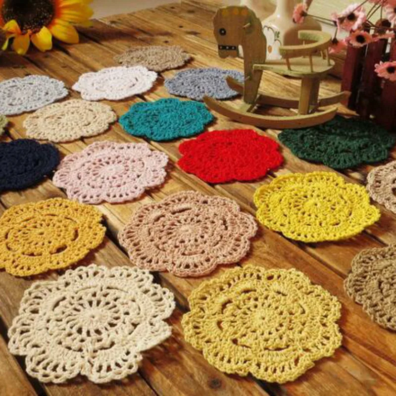 5PCS/Lot Round 10cm Teacup Coaster Mat Placemat Fabric Cloth Round Design Crochet Doily Christmas Luxury Dining Table Coasters