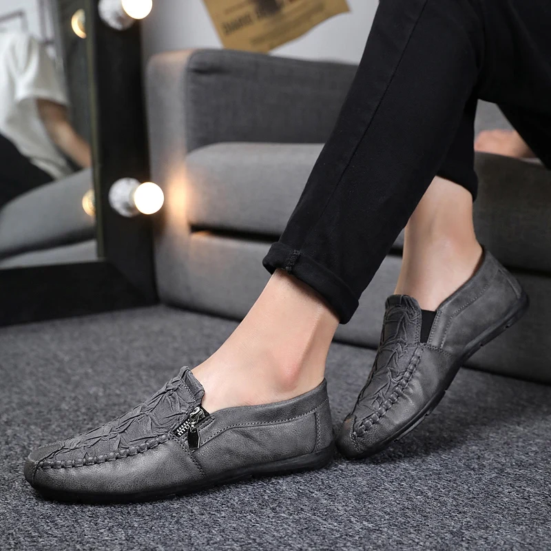 Autumn Winter Men Casual Fashion British Warm Loafers Soft Moccasins Slip On High Quality Leather Shoes Men Flats Driving Shoes