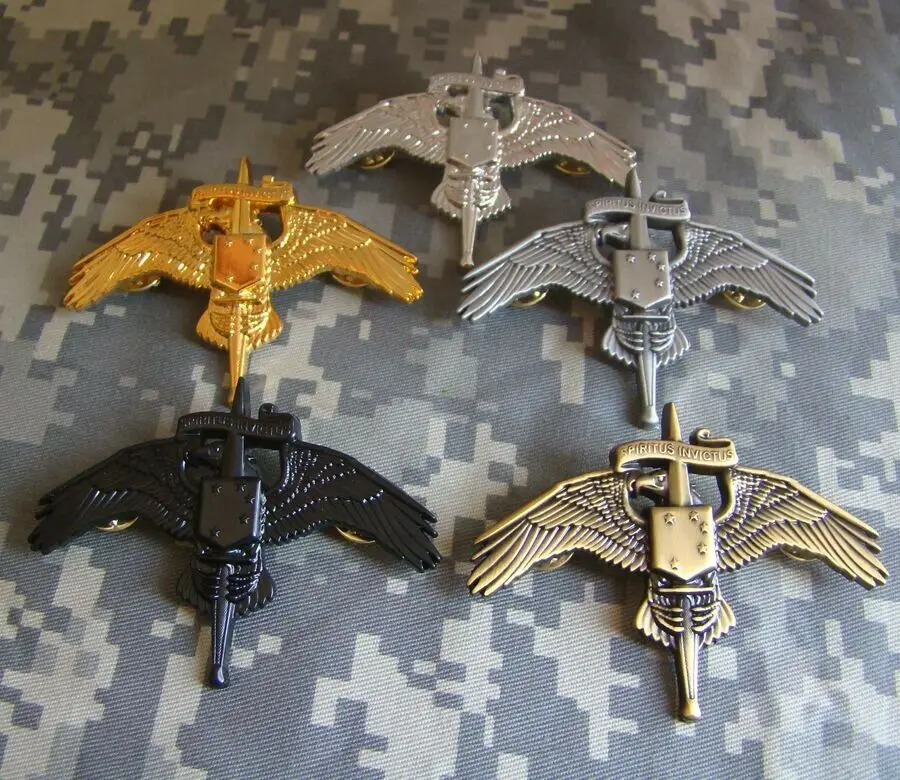 FIVE TACTICS US MARINE CORPS SOCOM RAIDER MARSOC QUALIFICATION PIN metal BADGE INSIGNIA