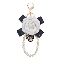Luxury Jewelry Pearl Camellia Keychain Pearl Pendant Bag Decoration Pearl Chain Camellia Keychains For Woman