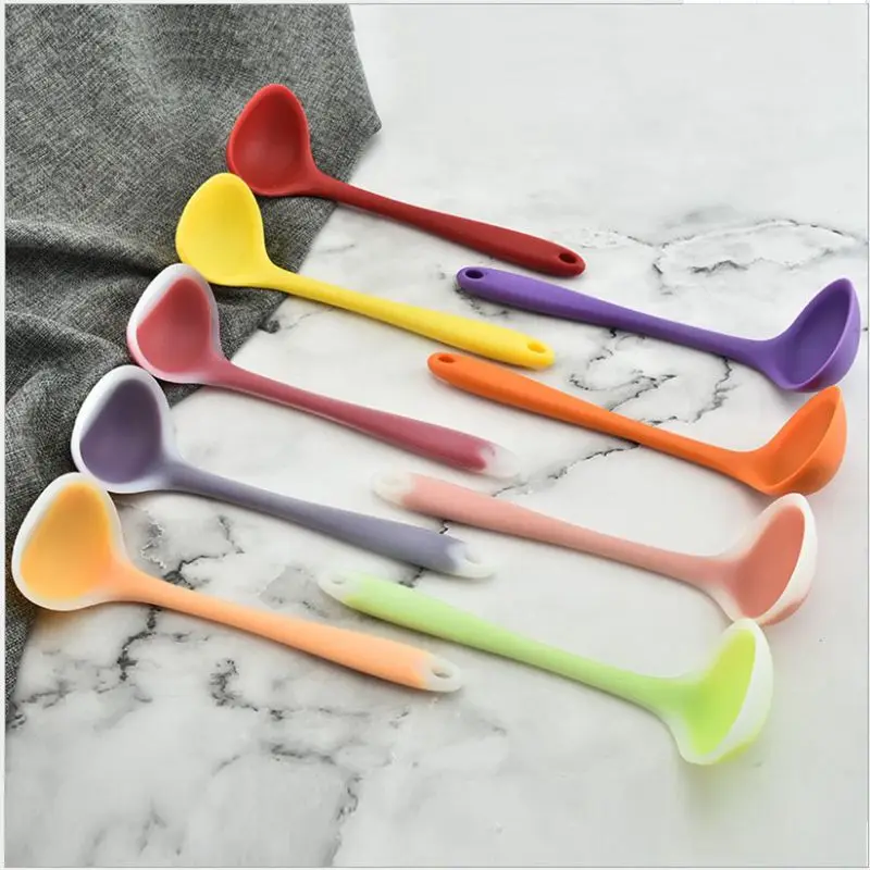 

Multi-Color Selection of Translucent Small Household Multifunctional Silica Gel Non-stick Pan Special Spoon Kitchen Tools