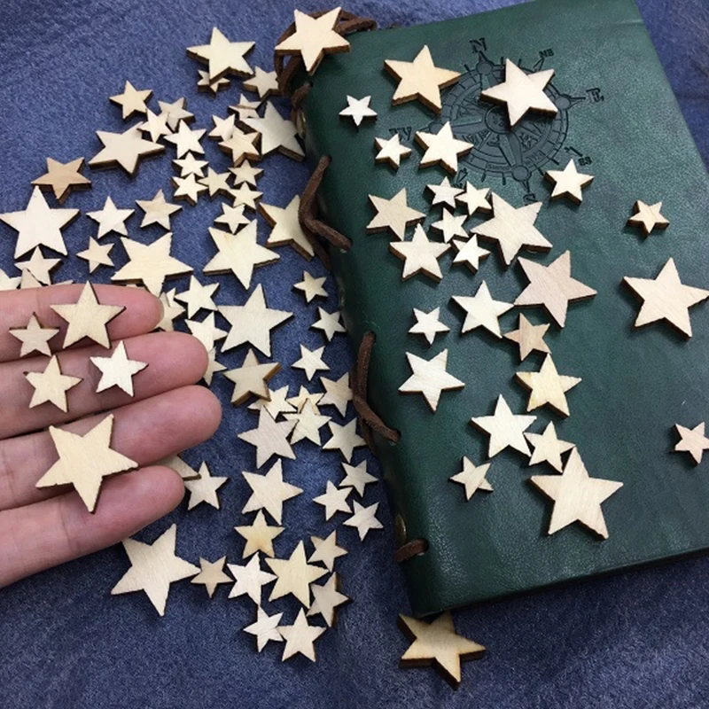 100Pcs Stars Handmade New Year Wooden Buttons Christmas Ornaments Decor Craft Wood Decorations for Home Event Wedding Party DIY