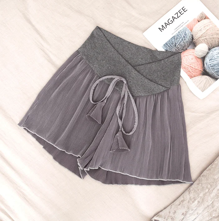 

Pregnant Women's Shorts Summer Wear Low-waisted cotton sports Shorts Summer Wear New Spring Loose Pants for Pregnant Women Cloth