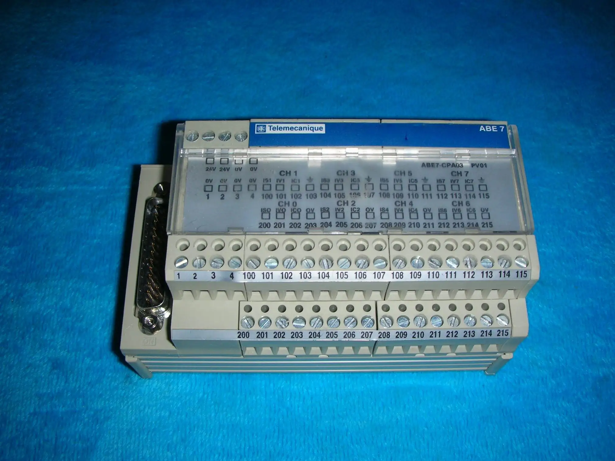 

1 шт.★Schneider ABE7-CPA03