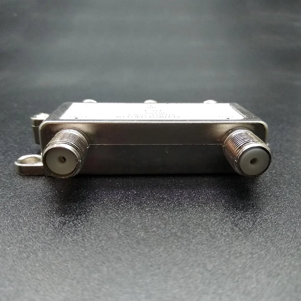 1In4Out 4 Way 4 Channel Satellite/Antenna/Cable TV Splitter Distributor SP-04 5-2400MHz F Type Wholesale In Stock for SATV/CATV