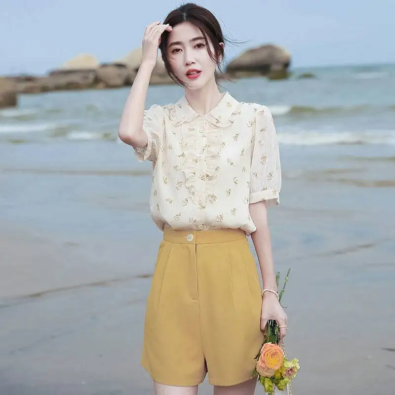 Summer Thin Wood Ears Doll Collar Chiffon Shirt Short-sleeved Floral Blouse Women