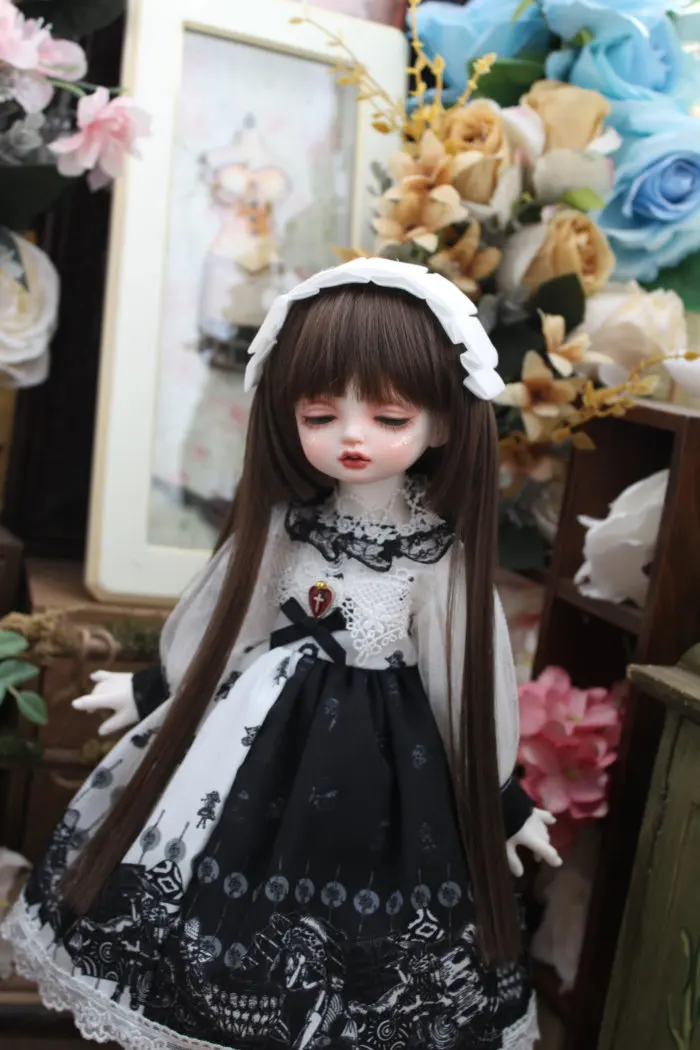 

BJD Doll dress for 1-4 1-6 size fashionable dress black and white headband doll accessories