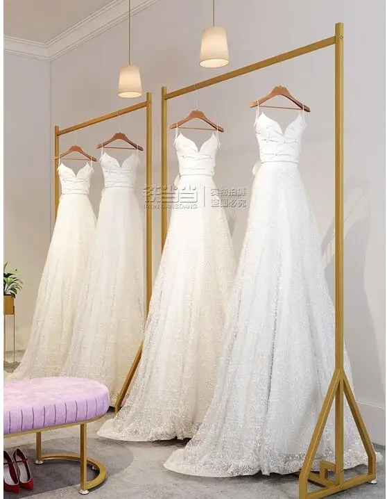 Wedding dress shop high-grade floor display rack combination dress rack photo studio golden hangers women's wear display rack