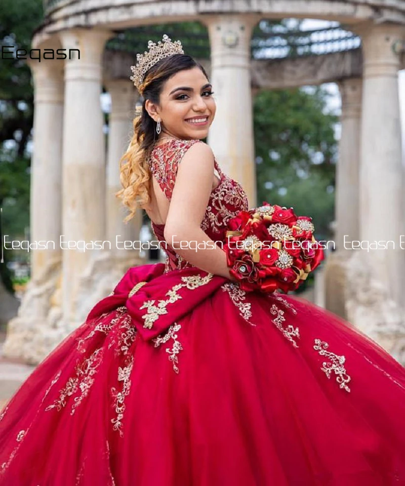 Robe de Rhmexicaine rouge personnalisée, robes de Quinceanera, dentelle appliquée, robe de reconstitution historique formelle, nœud de Rh, Sweet 16, 15 ans