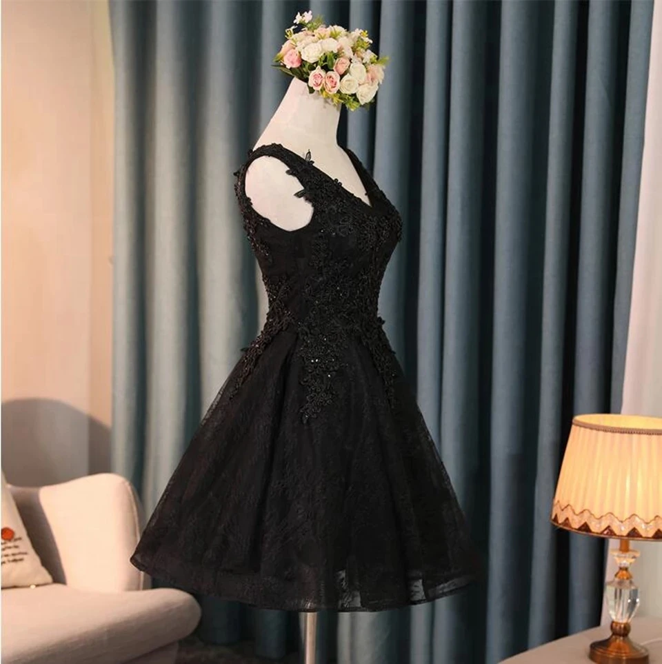 Elegant Black Cocktail DressesTulle Appliques Sleeveless Beading Graduation Gowns Sequin Short Prom Dress Homecoming Dress