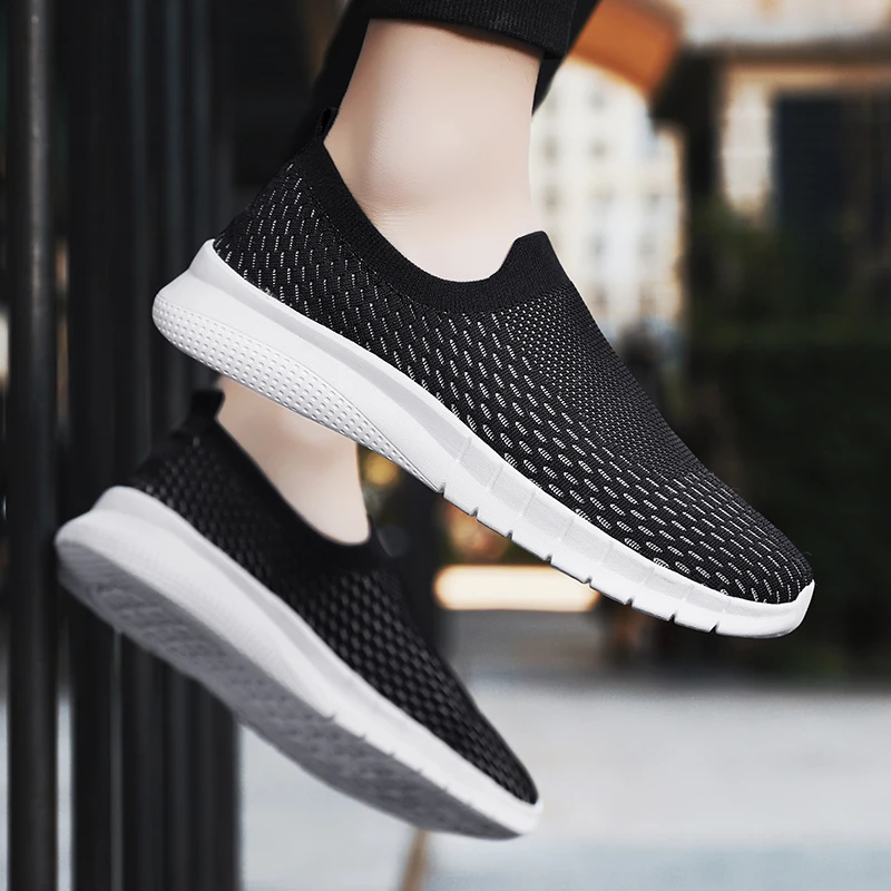 Men's Casual Sneakers 2022 New Spring Slip On Tenis Running Shoes Breathable Outdoor Walking Vulcanize Shoe Sports Flat Male