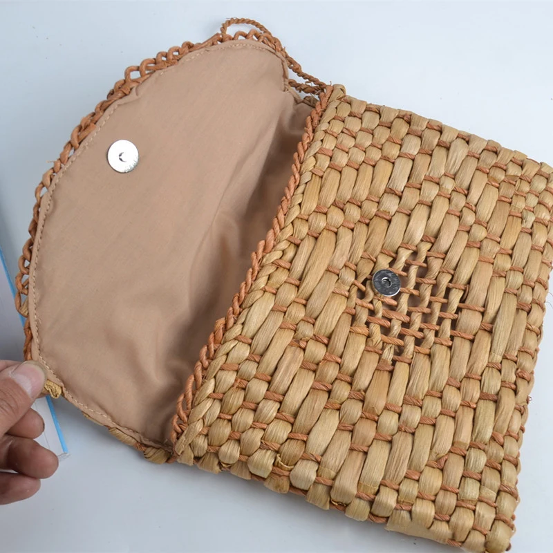 Handmade Women\'s Clutch Bohemian Straw Bag Summer Woven Beach Bags Rattan Woven Female Handbag Knitted Evening Bag Flip Purse