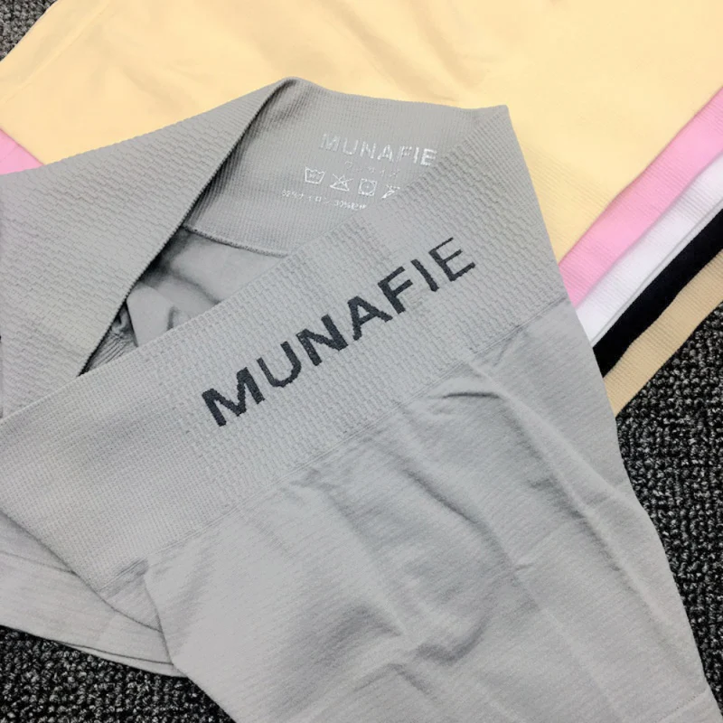 Pantalones cortos de alta elasticidad sin costuras para mujer, mallas de seguridad, estilo bóxer