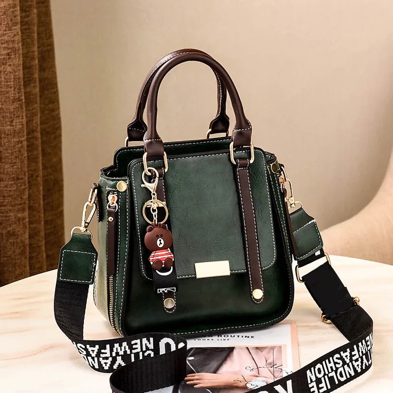 Woman bag 2021 new handbag autumn single shoulder messenger solid color trendy fashion lady bag