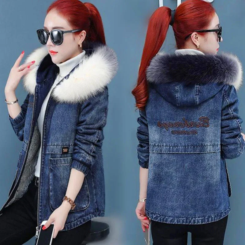 Women's Denim Jacket 2023 Winter Thick Add Cotton Denim Parkas Version Loose Big Fur Collar Hooded Short Jeans Padded Coat H578