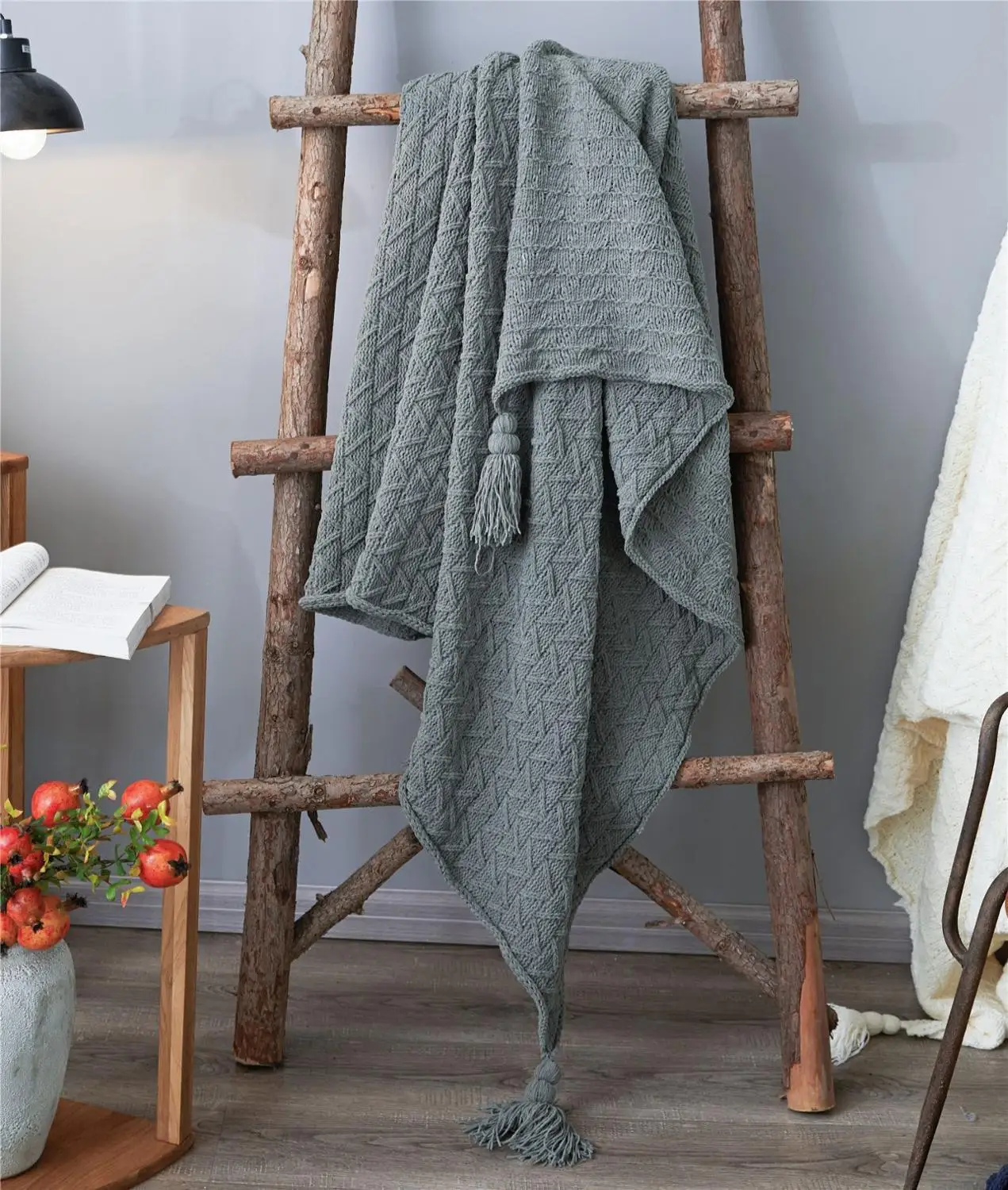 40Knitted Decorative Throw Blanket With Ball Office Nap Travel Sofa For Children Adult Comforter Winter Blanket