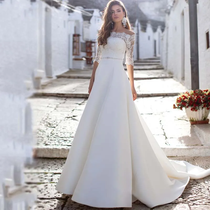 

Off the Shoulder Half Sleeve Wedding Dress Sexy Appliques Lace White Ivory Back Button Bride Dresses 2020 Vestido De Noiva
