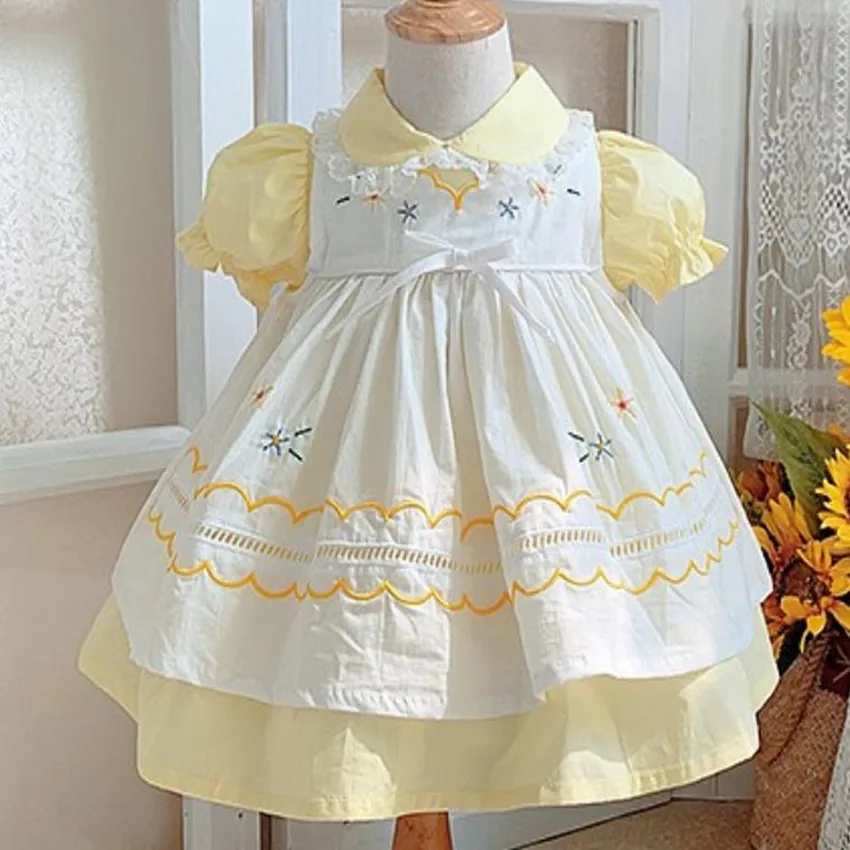 Baby girl vintage summer Spanish cute layered princess dress kids peter pan collar lace stitching party dress