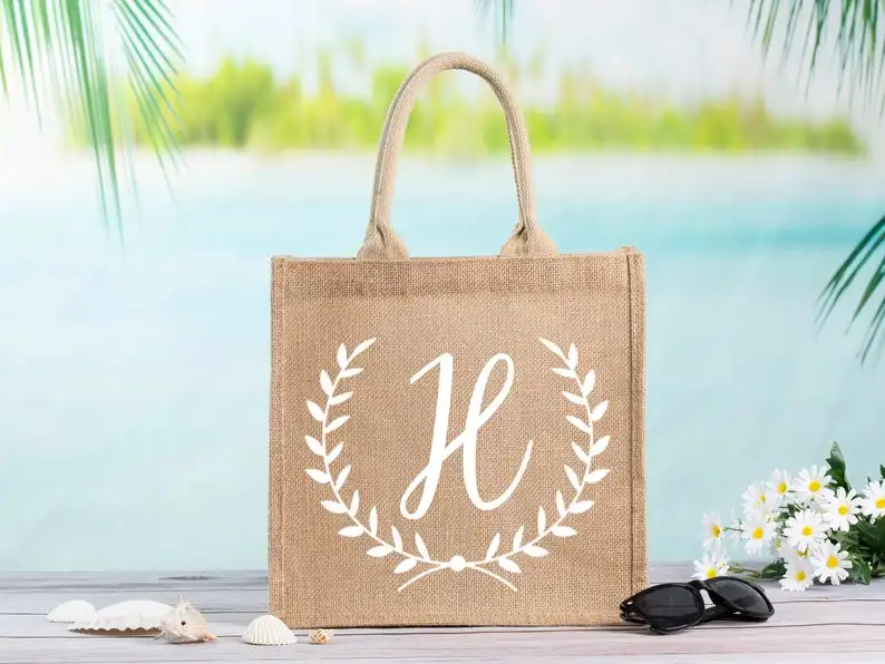 Personalized Burlap Tote Bag Wedding Gifts for Bride Custom Beach Tote Bag Bridesmaid Gift Bags Bachelorette Party Bag Gift