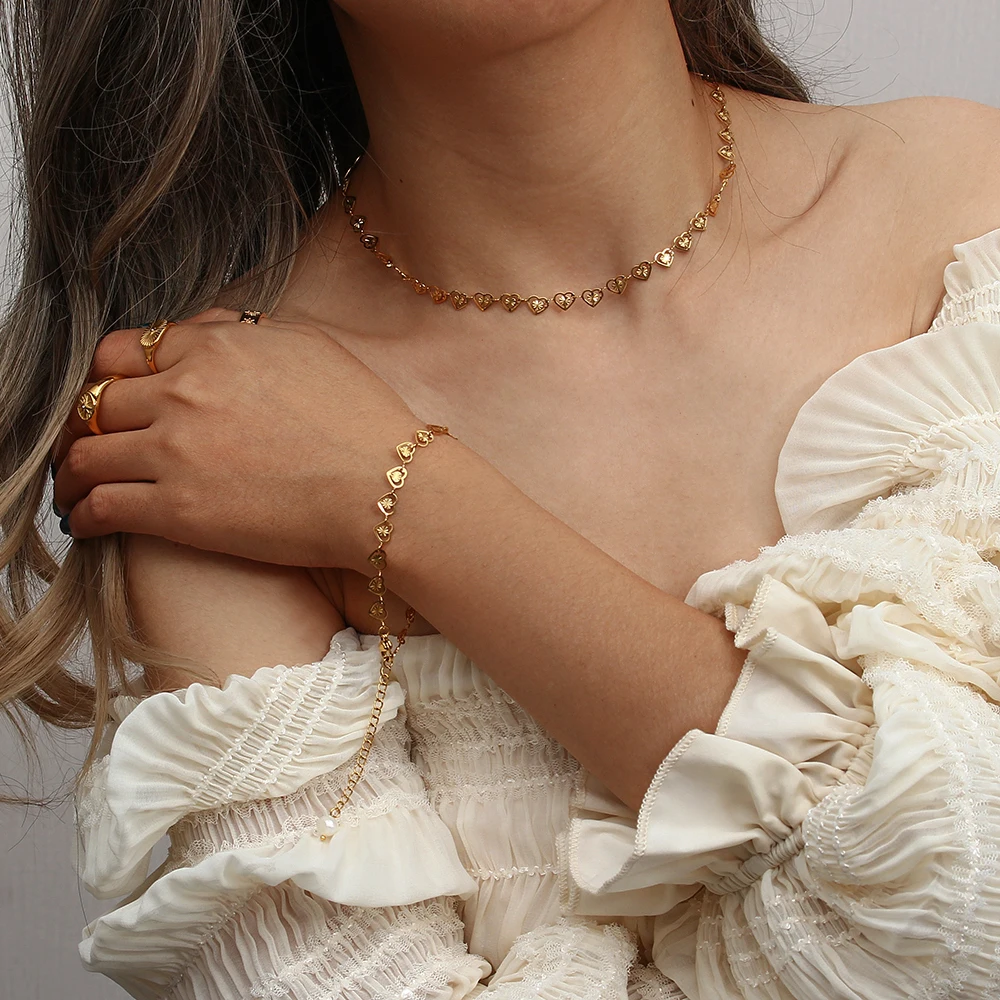 E.B.belle  French Elegant Small Hollow Heart Choker Necklace Delicate Sweet Girl\'s Stainless Steel Pearl Gold Bracelet Anklets