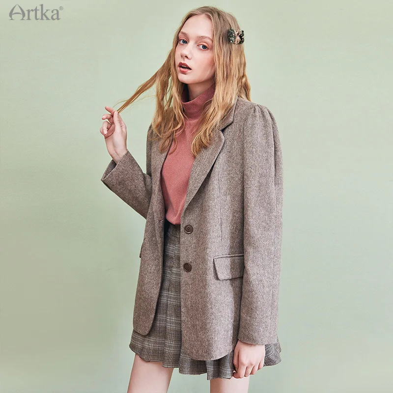 ARTKA 2020 Winter New Women Blazers Set Vintage Puff Sleeve Woolen Suit Jacket Loose Thicken Blazers Suit With Shorts WA20100D