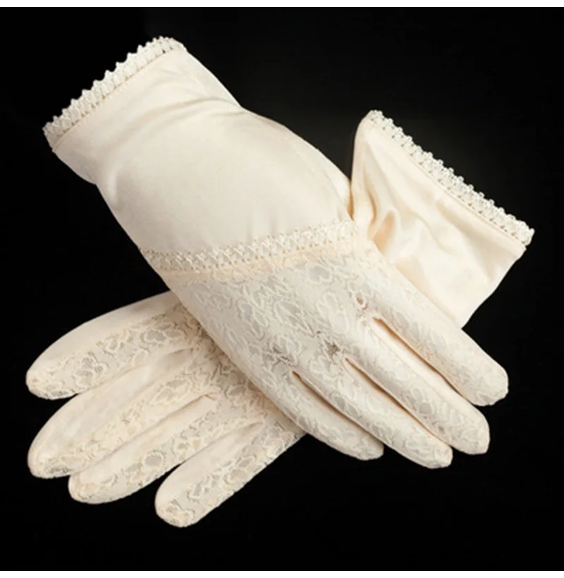 100% Natural Mulberry Silk Gloves Female Summer Thin UV Sunscreen Breathable Sleep Moisturizing Lace Flowers Driving Mittens M49