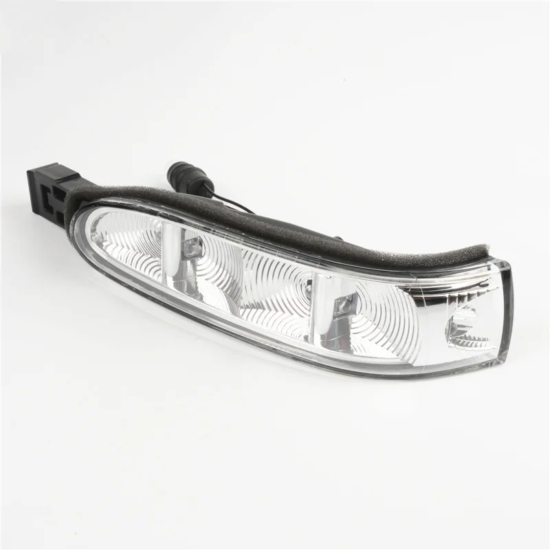 Mirror Turn Signal Light for Mercedes Benz W164 X164 W164 ML GL300 320 350 450 500 Class Passenger Side Driver L