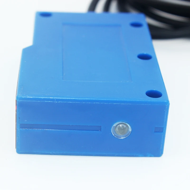 E3K-DS70M1 Auto Wasmachine Diffuse Reflectie Optische Switch Sensor 0-3 Meter Verstelbare Normaal Open