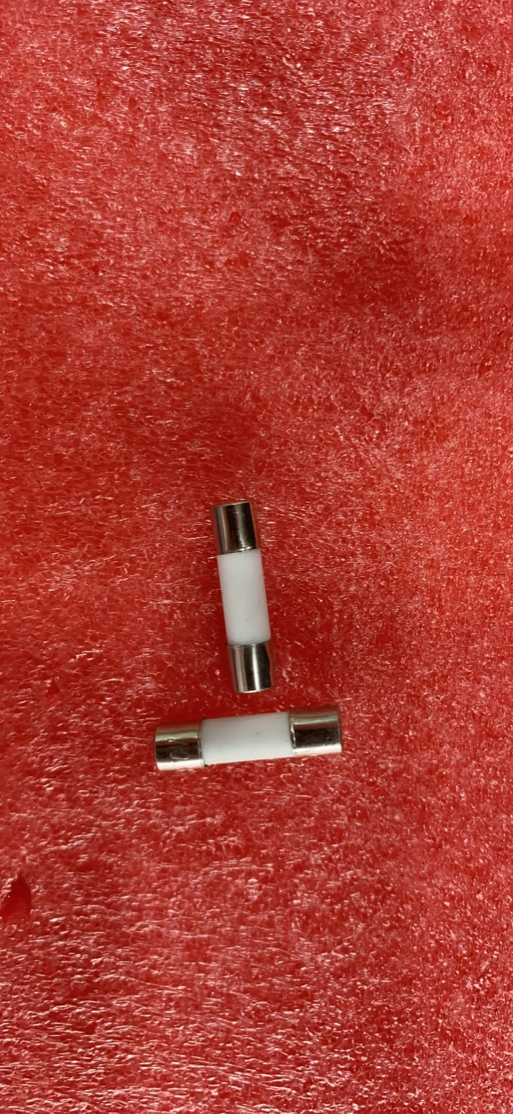 5x20 6x30MM ceramic fuse / tube 250VF6A / 7A / 8A / 10A / 15A / 20A    100PCS -1lot  