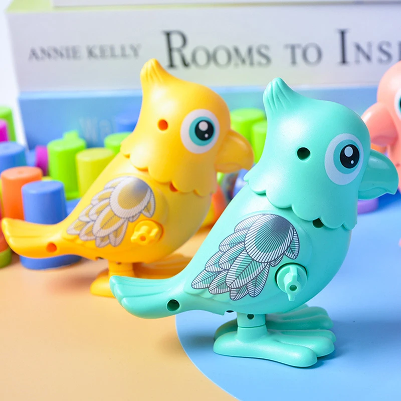 1 Pieces Random Color Children\'s Clockwork Toy Parrot Fun Gifts Cartoon Toys Squirrel/ Dinosaur Wind Up Toys