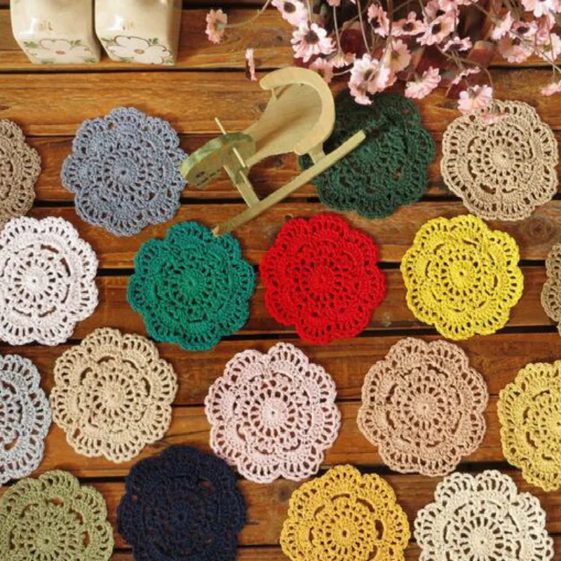 5PCS/Lot Round 10cm Teacup Coaster Mat Placemat Fabric Cloth Round Design Crochet Doily Christmas Luxury Dining Table Coasters