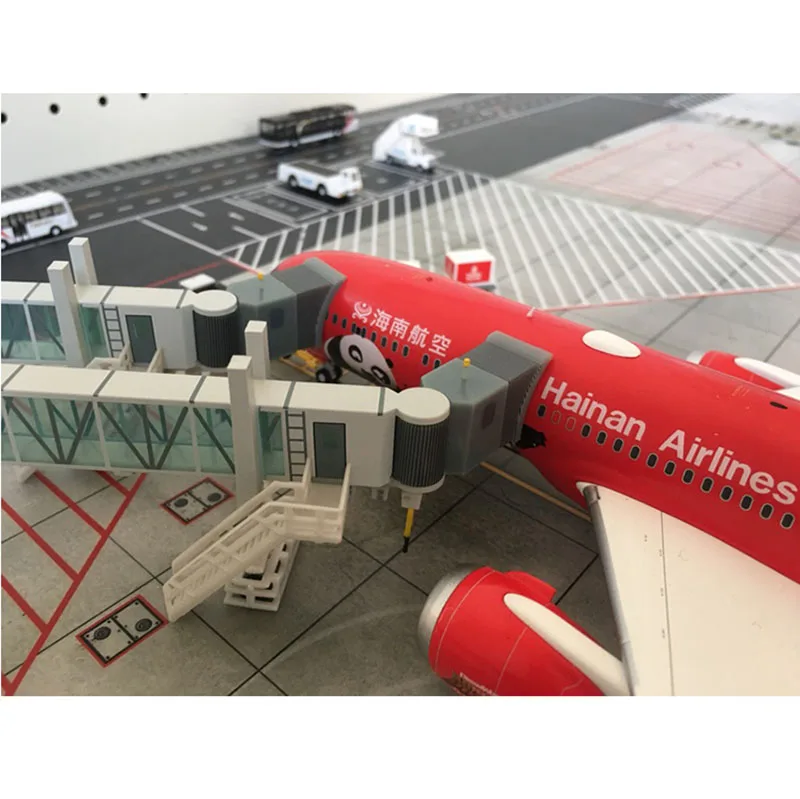 1:200 Airport Passenger Boarding Bridge Single/Dual Channel A380 B747 Model Wide Narrow Body Aircraft Plane Airline Toys