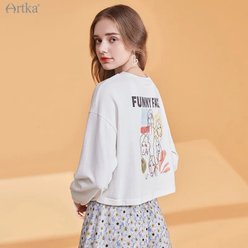 ARTKA 2021 Spring New Women Sweatshirt Fashion Back Print O-Neck Pullover Sweatshirts Casual Short White Sweatshirt VA25111C