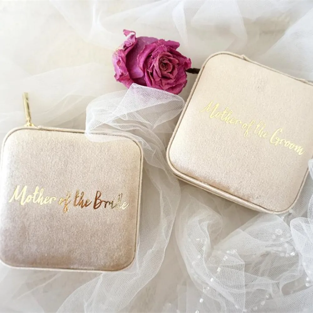 

Custom Bridesmaid Jewelry Boxes ，Travel Case Jewelry, Mothers day gift，Personalize Name Bridal Jewelry Box Case