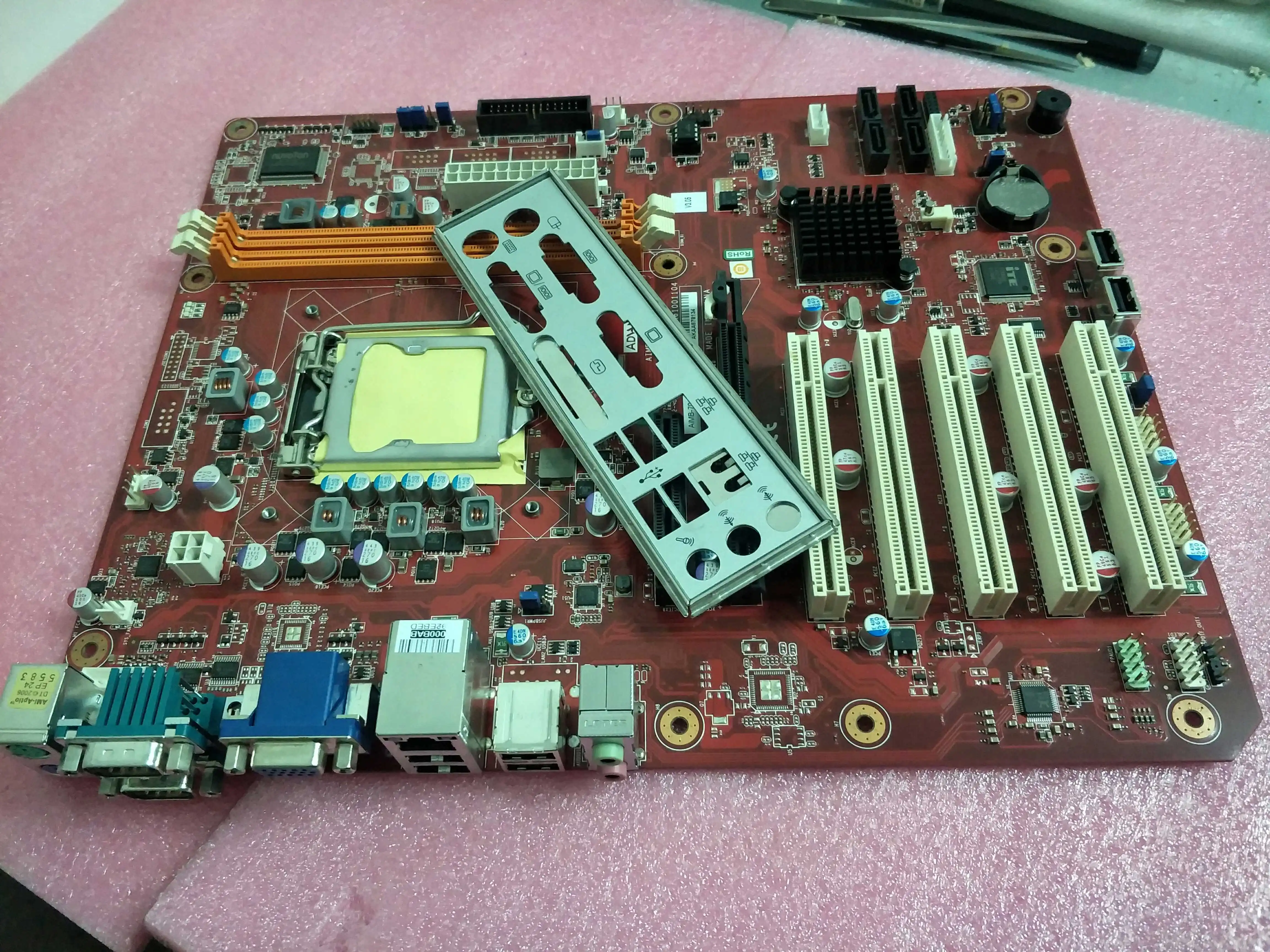 

Original dismantling AiMB-701 Rev. A1 90% new AIMB-701 physical picture