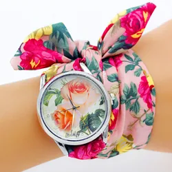 Shsby New Design  Ladies Flower Cloth Wrist Watch Fashion Women Dress Watch High Quality Fabric Watch Sweet Girls Watch