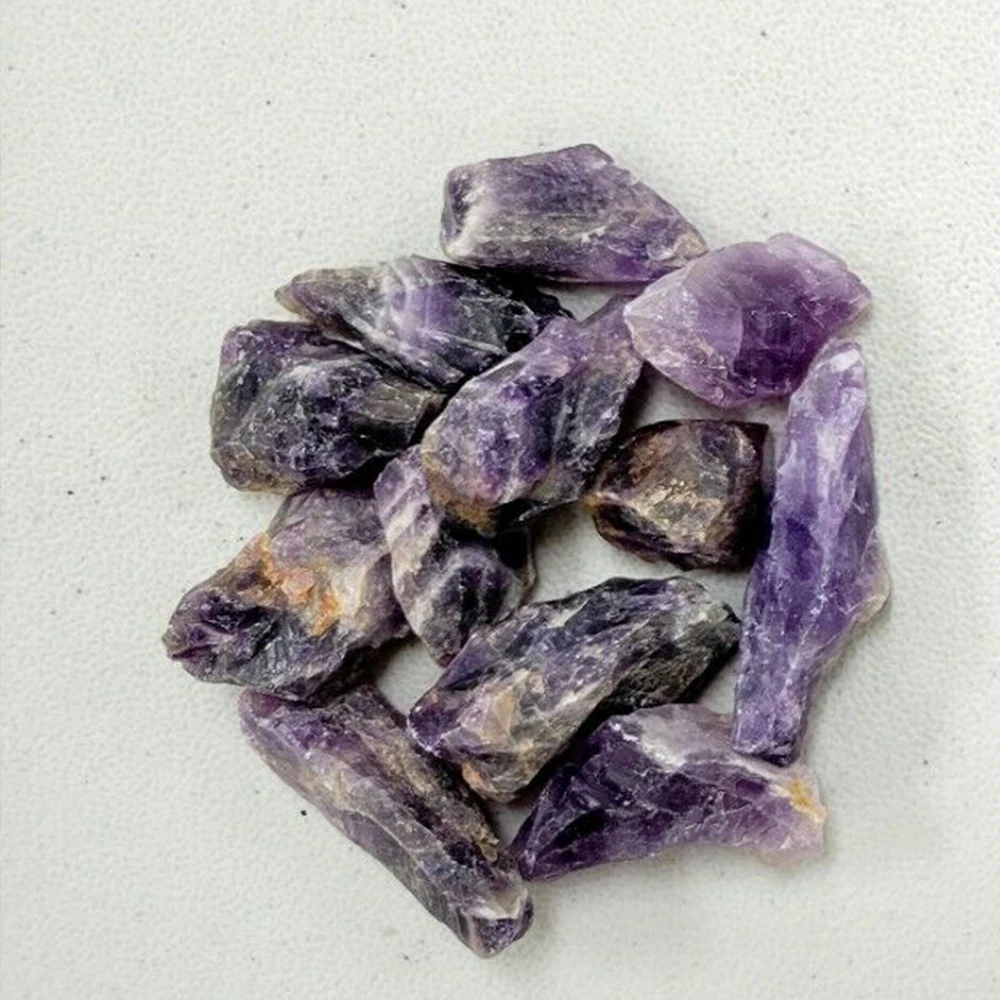 Dunkle Natürliche Traum-Amethyst-Kristalle, Rohe Edelsteine, Reiki-Heilenergie-Steine, Stabförmige Mineralien, Großpackung – Detail 1