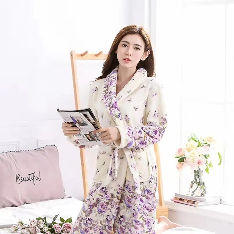 Robes Women Pink Printed Leisure Elegant Womens Flannel Winter Warm Bathrobes Soft Comfortable Korean Style Thickening Ulzzang