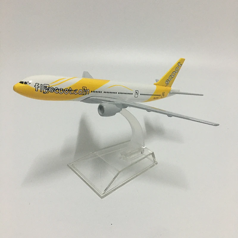 JASON TUTU 16cm Singapore Scoot flyscoot Boeing b777 B747 Airbus A380 Airplane Model Aircraft Model Diecast Metal planes 1:400