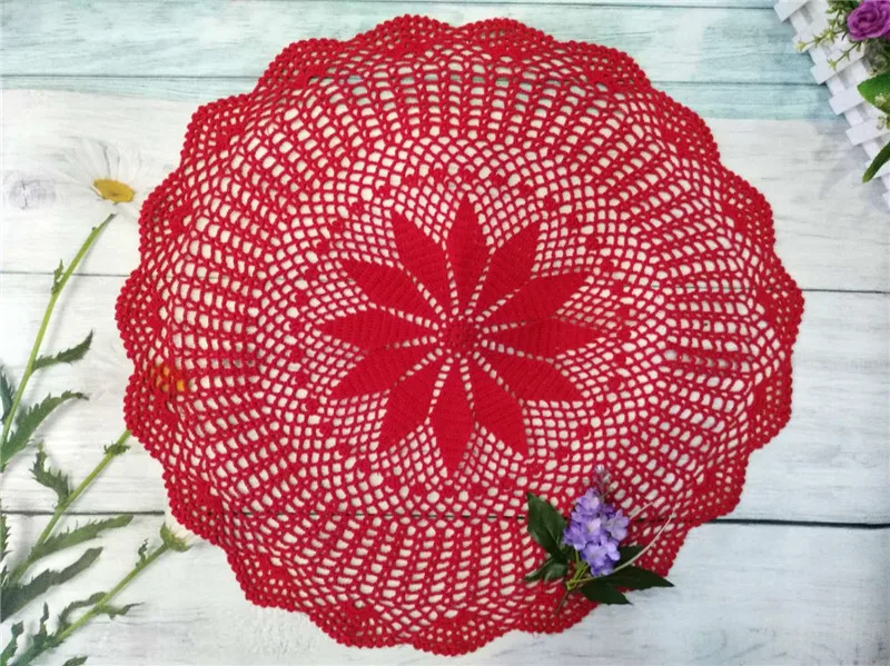 60CM Round Luxury Cotton Lace Christmas Tablecloth Handmade Crochet Doilies Table Cloth Kitchen Dining Table Cover Wedding Decor