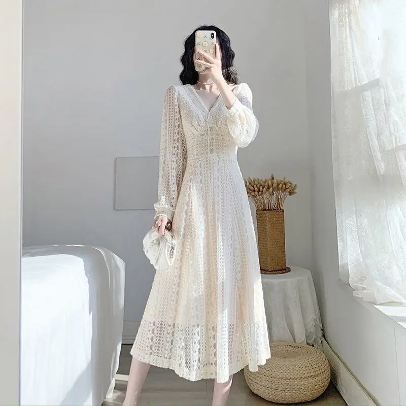 

2021 Spring Summer New Women Fashion Solid Color Mid-calf Length Dress Vintage Elegant A-Line V-Neck Lace Long Sleeve Dress