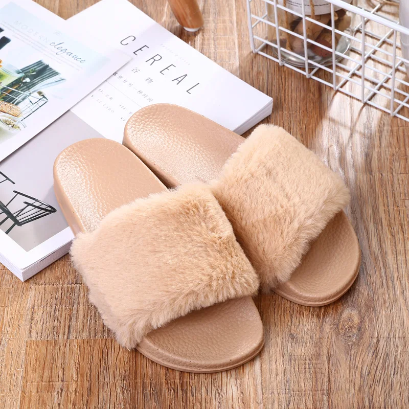 Cute Fashion Women Fur Slippers Non-slip Cotton Ladies Flat Slippers Indoor and Outdoor Plush Women Winter Slippers